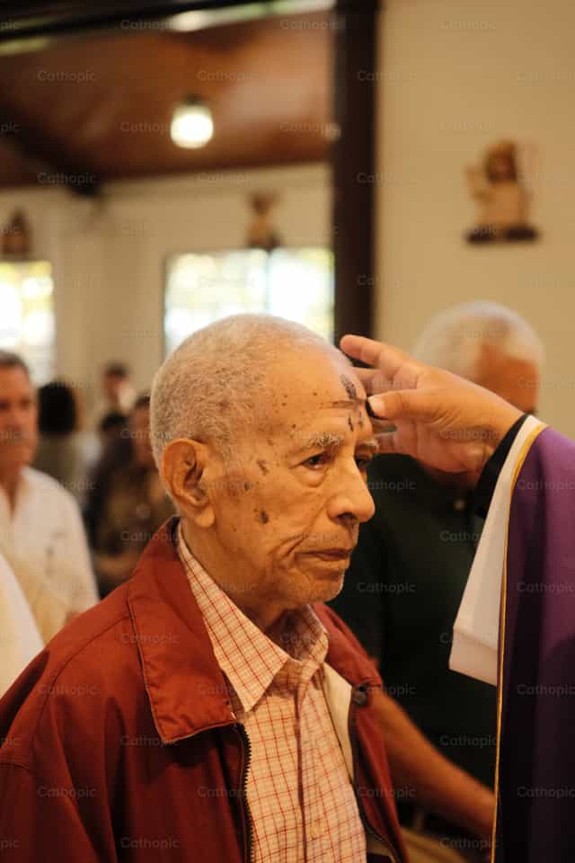 Tiempo de conversión - Banco de imágenes católicas - Fotografía por Leider Mendoza