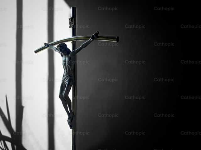 Cristo crucificado - Banco de imágenes católicas - Fotografía por Pitangus Alfonso Asensio