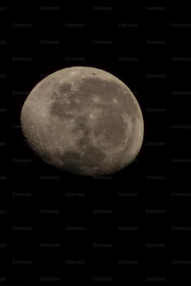 Luna - Banco de imágenes católicas