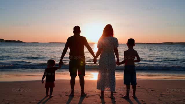 Família muito unida - Imagens católicas de stock