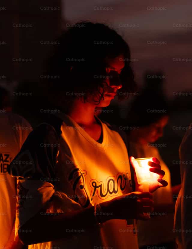 Luz de Cristo - Banco de imágenes católicas