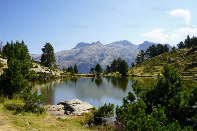 Lawa sa bundok - Mga Catholic stock image