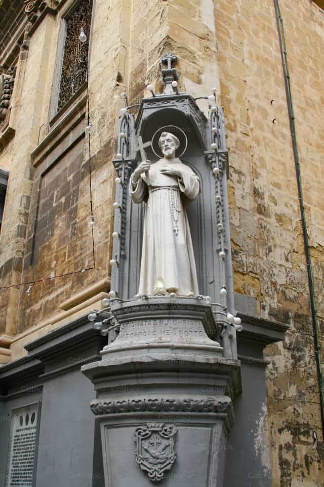 Statue des heiligen Franz von Assisi - Katholische Stockfotos
