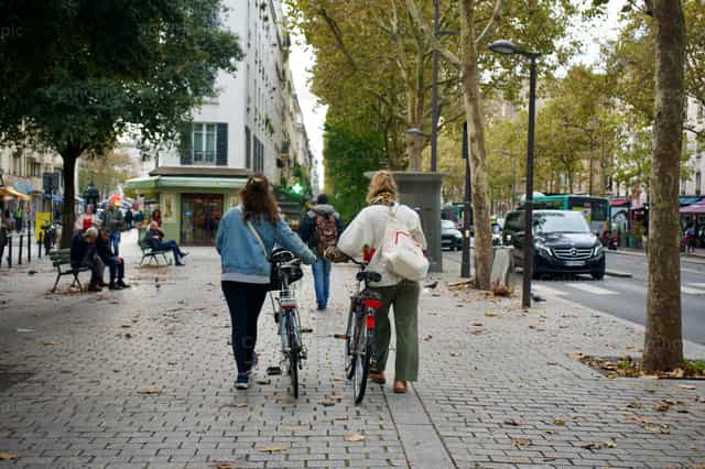 Bicycle - Catholic stock images - Photo by Lupe Belmonte
