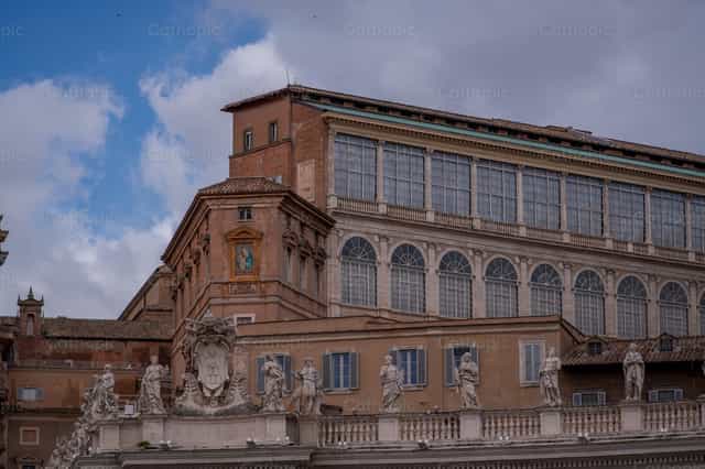 Palacio Apostólico en el Vaticano - Banco de imágenes católicas