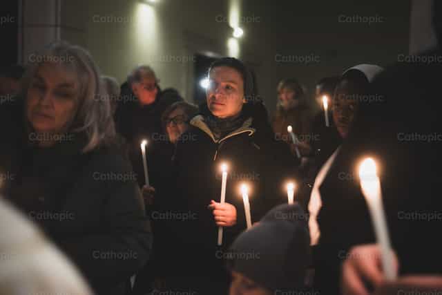Vida consagrada Hermana salesiana - Banco de imágenes católicas - Fotografía por Vytautas Markūnas SDB