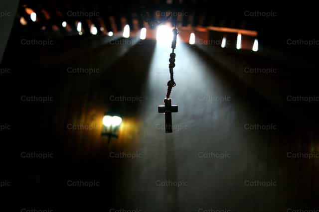 Cruz de Rosario - Banco de imágenes católicas