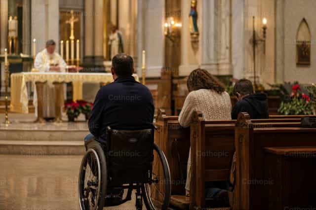 Pagiging kabilang sa parokya - Mga Catholic stock image - Larawan ni Filip Pleše