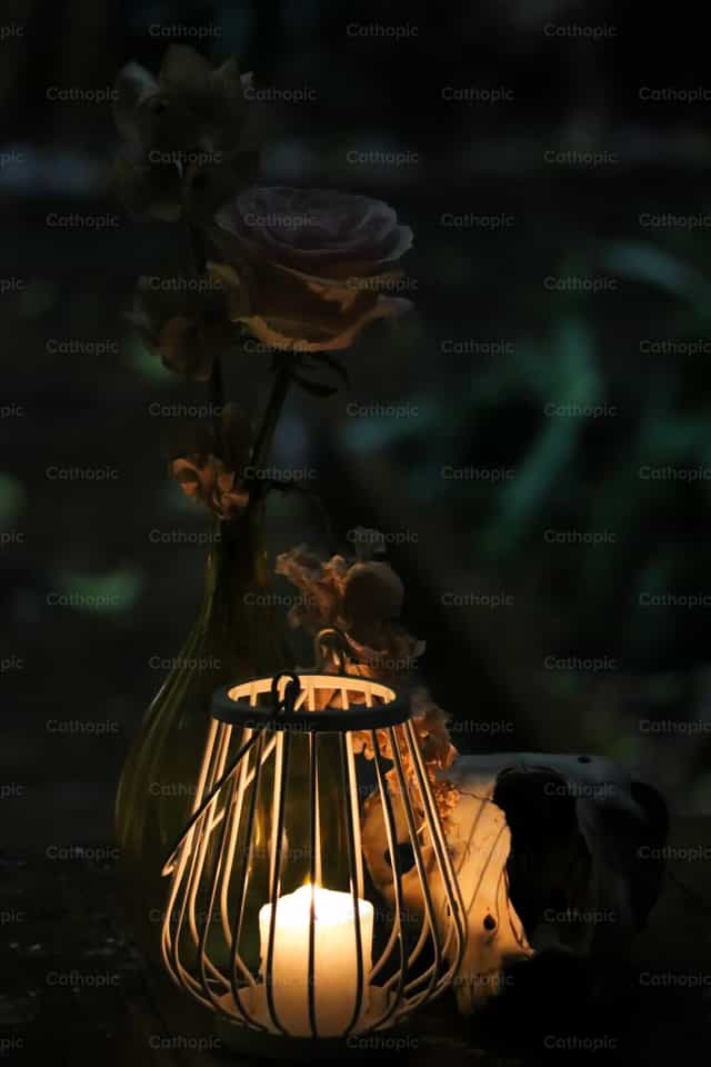 I-on ang ilaw - Mga Catholic stock image - Larawan ni Saul Ibarra