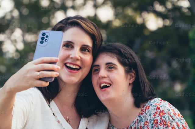 Selfie - Banco de imágenes católicas - Fotografía por Almures Studio