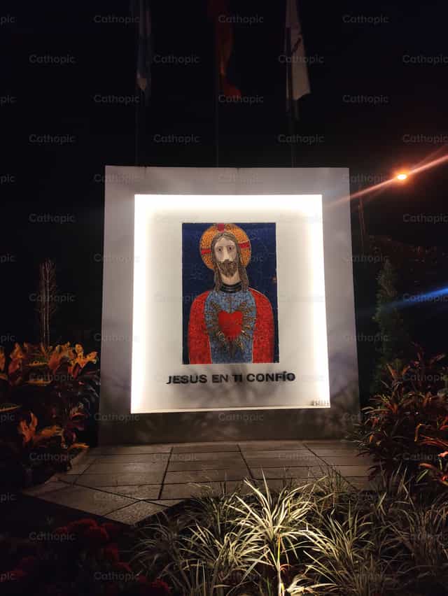 Jesus - Banco de imágenes católicas