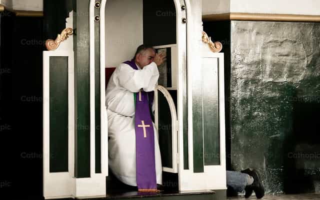 Absolvição - Imagens católicas de stock