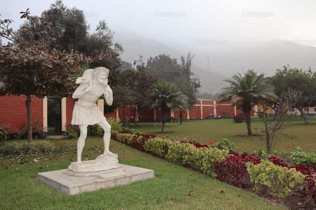 Statua del Buon Pastore - Immagini stock cattoliche