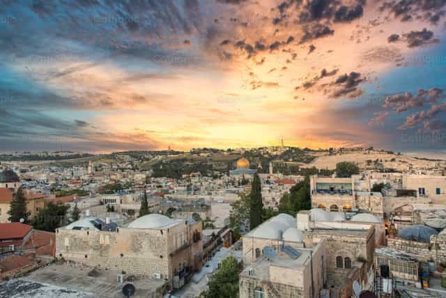 Jerusalén al amanecer - Banco de imágenes católicas