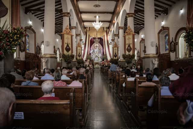 Novena a la Virgen del Carmen - Banco de imágenes católicas - Fotografía por Carolina BR