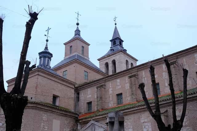 Iglesia Parroquial de San Juan Bautista - Banco de imágenes católicas