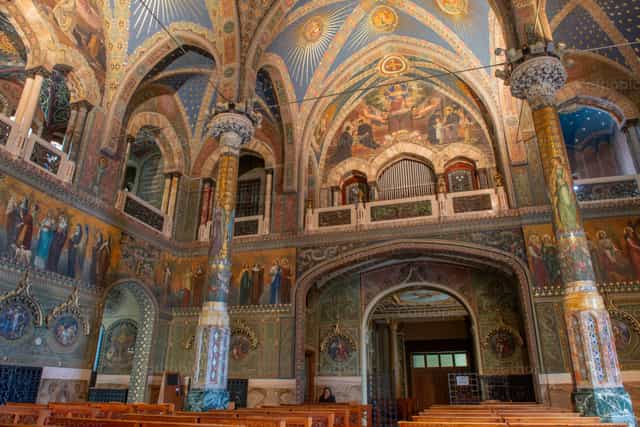 Kathedrale der Entschlafung der Gottesmutter - Katholische Stockfotos