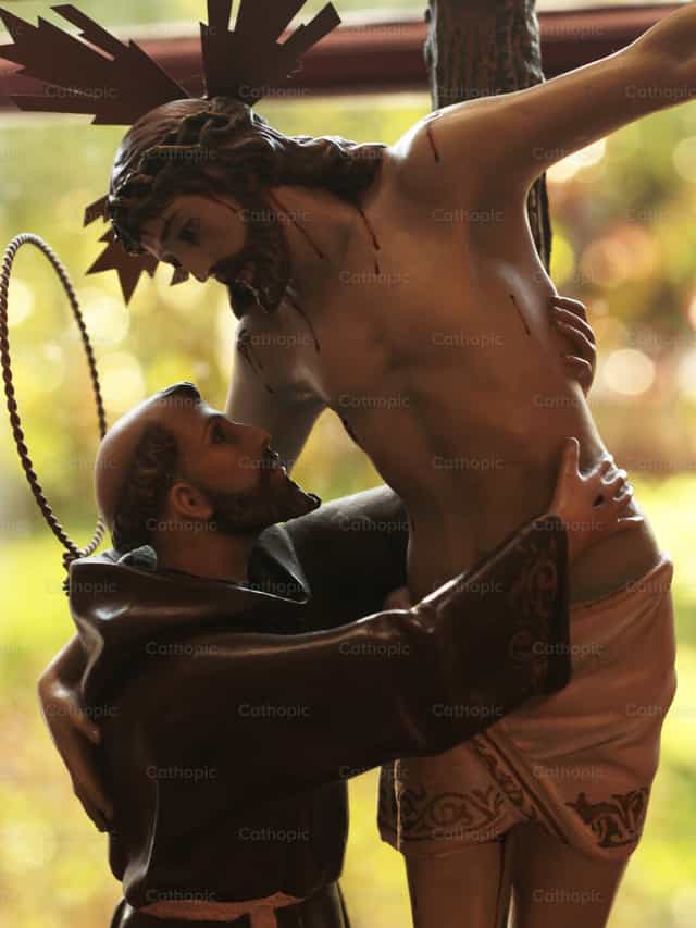 Abrazo Franciscano - Banco de imágenes católicas