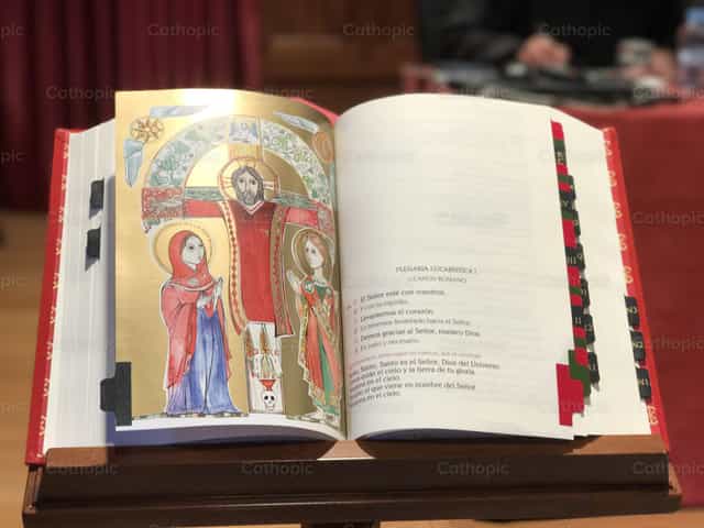 Eucharistisch gebed in het Missaal - Katholieke stockfoto's
