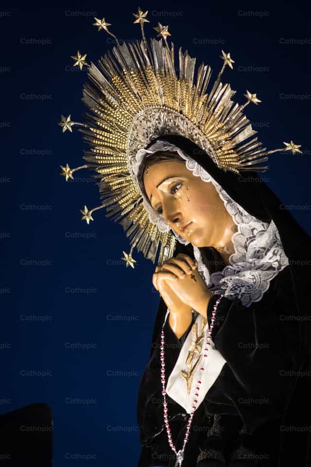 Virgen dolorosa - Banco de imágenes católicas - Fotografía por Pablo Burmester