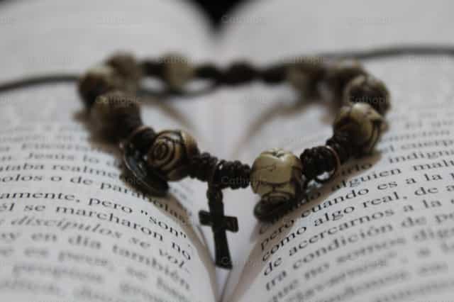 Chapelet - Images catholiques de stock