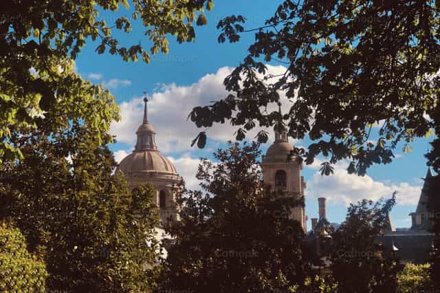 Mosteiro de El Escorial - Imagens católicas de stock - Foto de Dimitri Conejo Sanz