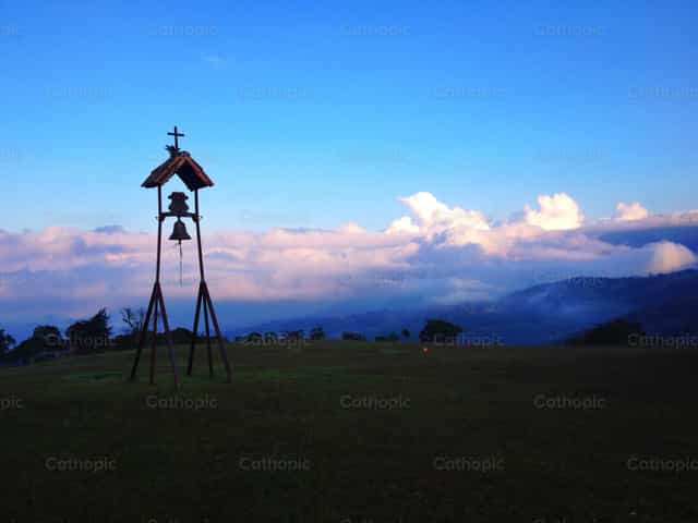 Nascer do sol na Venezuela - Imagens católicas de stock