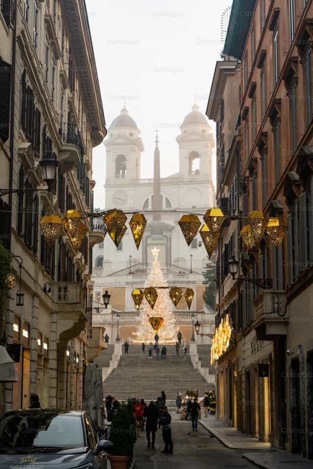 Plaza espanola en Navidad - Banco de imágenes católicas