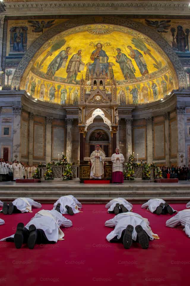 Ordinazione sacerdotale - Immagini stock cattoliche - Foto di Cristian Gutiérrez, LC