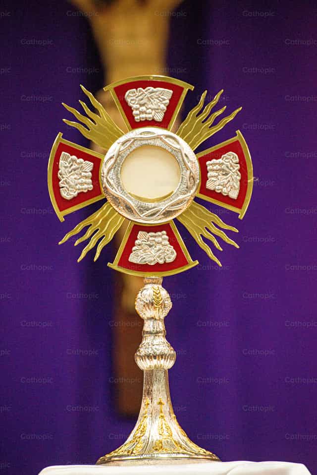 Sacrament van het Altaar - Katholieke stockfoto's