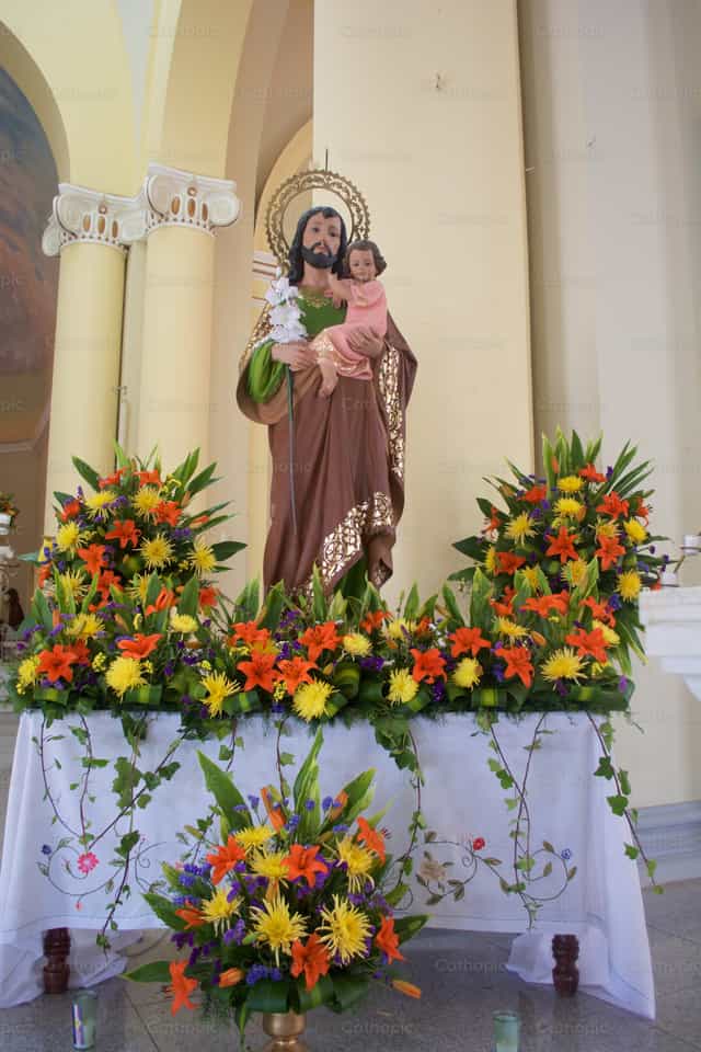 San José en la Catedral de Nicaragua - Banco de imágenes católicas