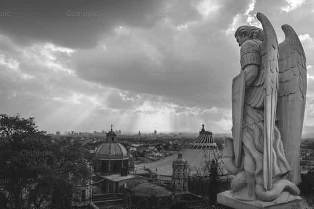 Do alto da Basílica - Imagens católicas de stock