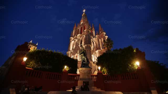 San Miguel de Allende - Imagens católicas de stock - Foto de angelregil