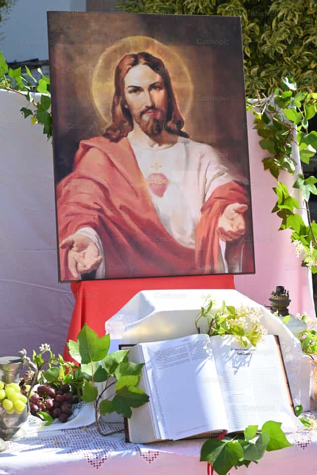 Sagrado Corazón de Jesús - Banco de imágenes católicas