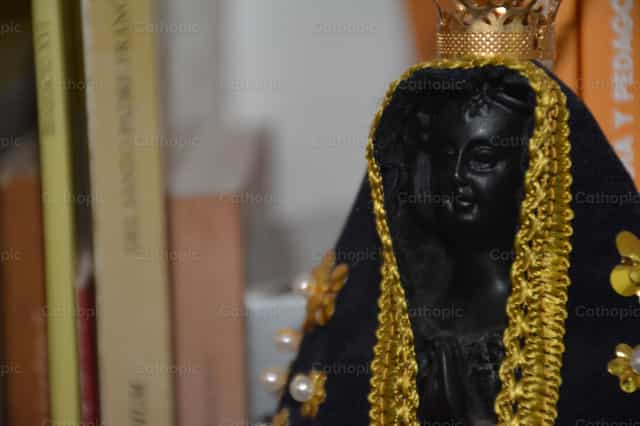 Madre Aparecida, prega per noi - Immagini stock cattoliche - Foto di germanmaciel