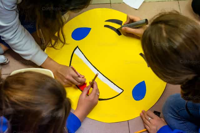 Masayang mukha - Mga Catholic stock image - Larawan ni Vytautas Markūnas SDB