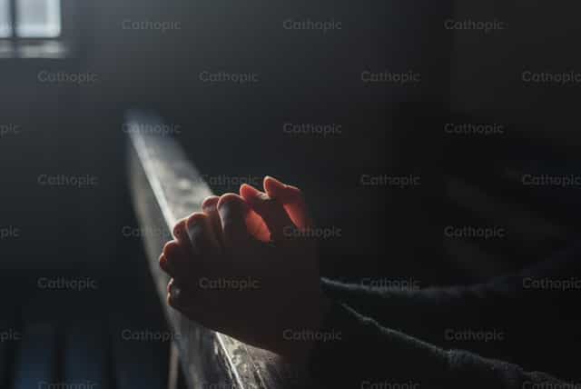 Oracion - Banco de imágenes católicas - Fotografía por remehernandez