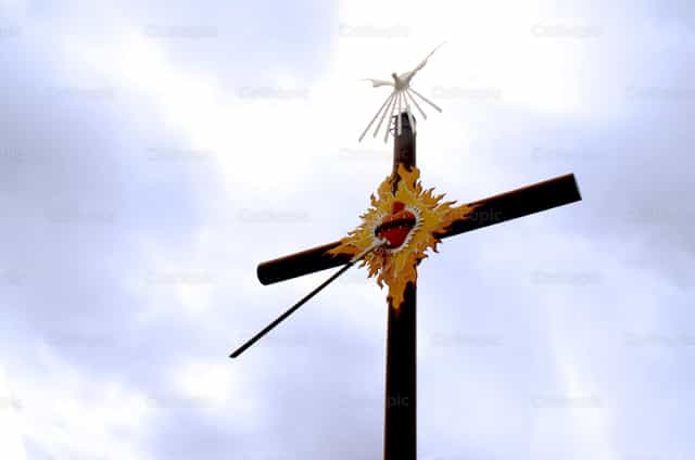 El Corazón ardiente - Banco de imágenes católicas - Fotografía por Silviagdea
