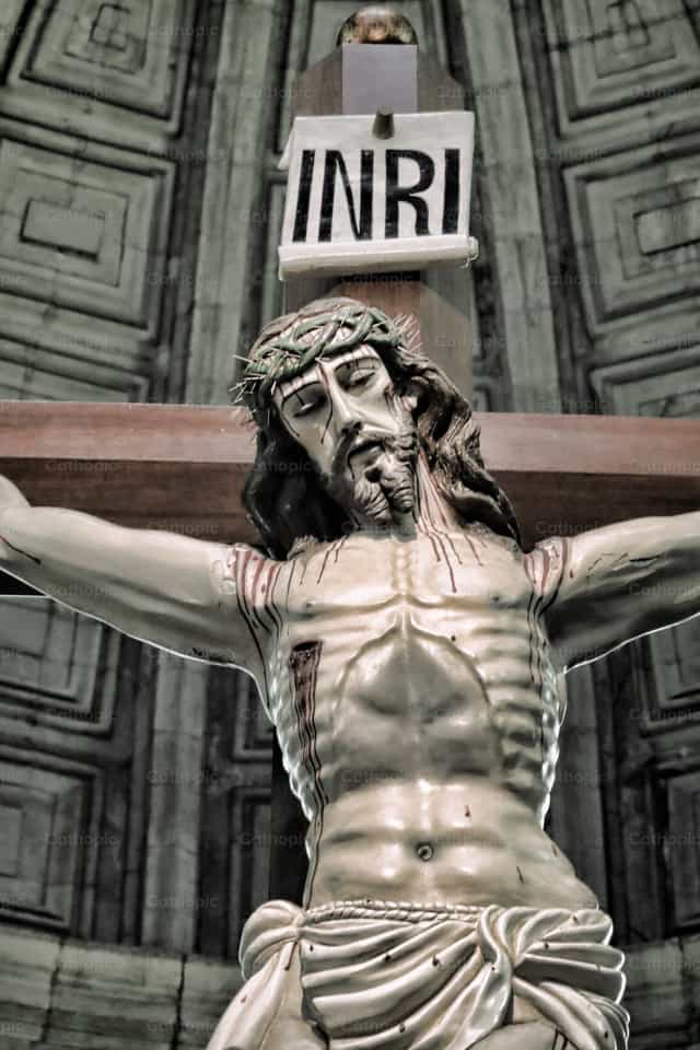 Cristo crucificado - Banco de imágenes católicas
