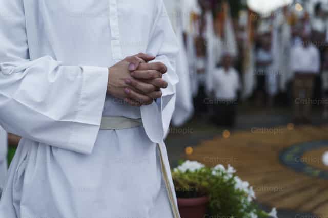 Vigil of the Ear of Wheat: Prayer at Dawn - Catholic stock images - Photo by Diócesis de Córdoba