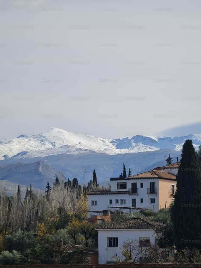 Montanas nevadas - Banco de imágenes católicas - Fotografía por Paola Rossinelli