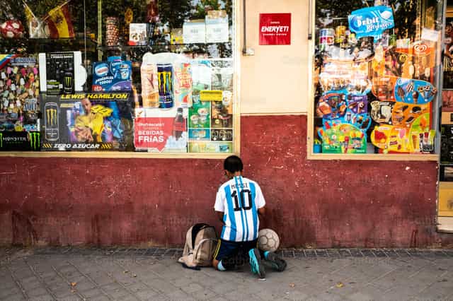 Niño - Banco de imágenes católicas - Fotografía por Sergi Canal