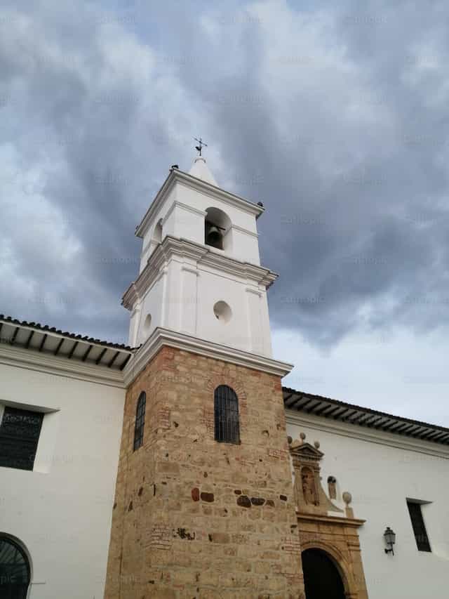 Campanario de Iglesia - Banco de imágenes católicas