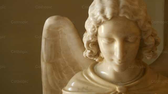 Rostro de arcangel - Banco de imágenes católicas