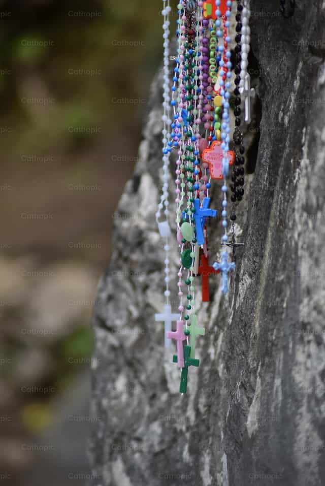 Santo Rosario - Banco de imágenes católicas - Fotografía por Samuel Rufini