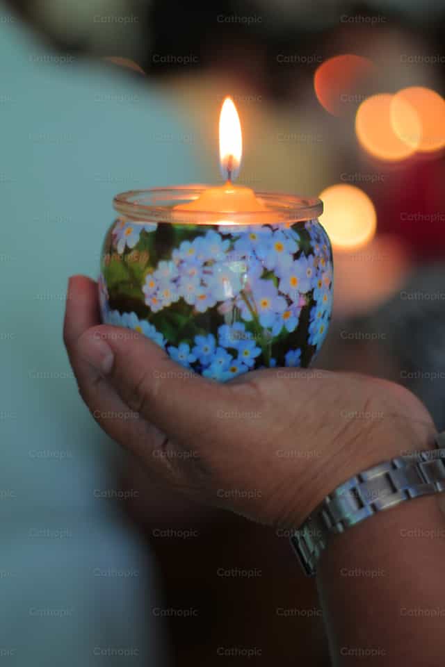 Atrevete a ser luz - Banco de imágenes católicas