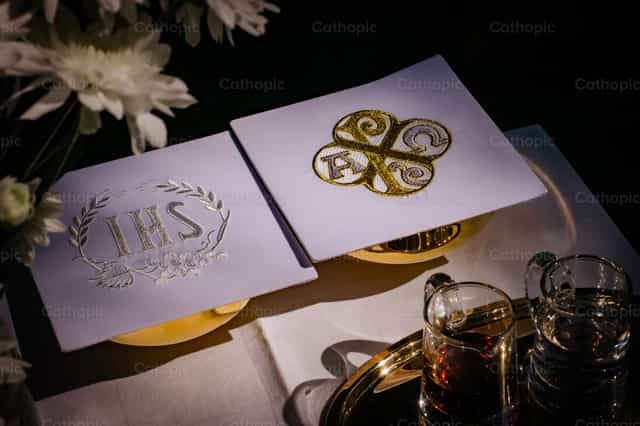 Offrandes - Images catholiques de stock