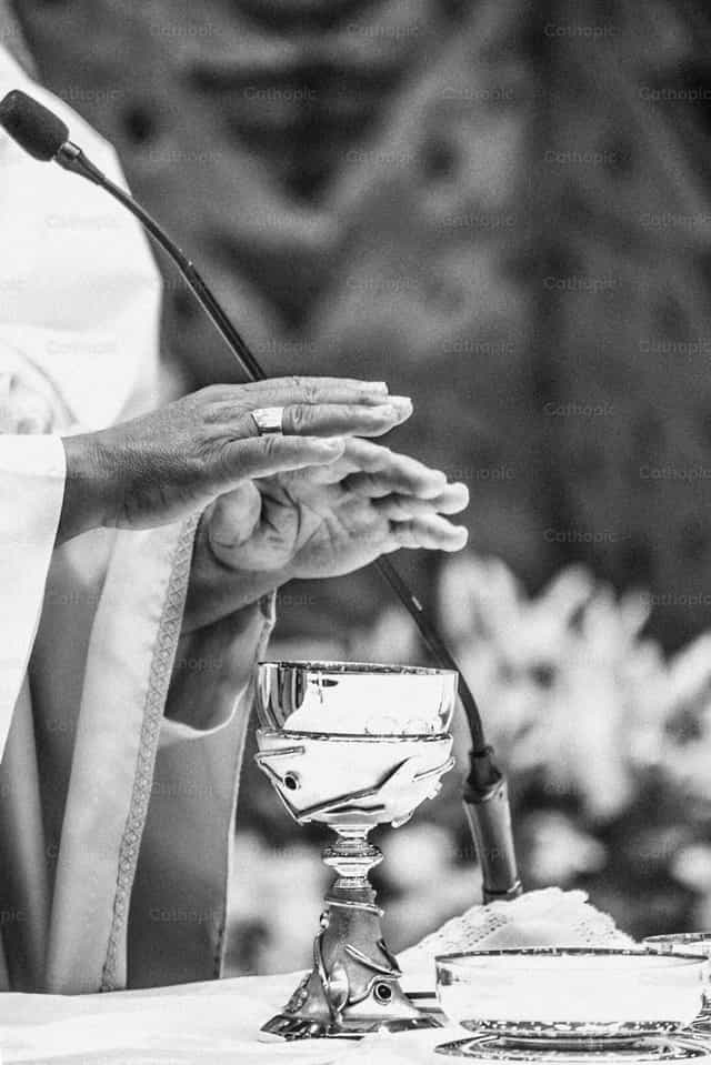 Consagración de la Sangre de Cristo - Banco de imágenes católicas