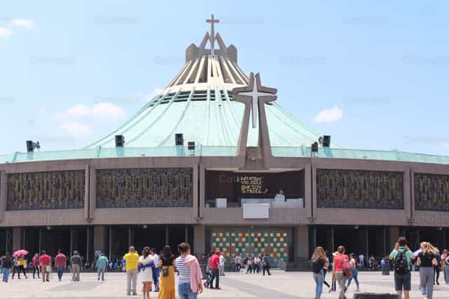 Basilica de Guadalupe - Banco de imágenes católicas