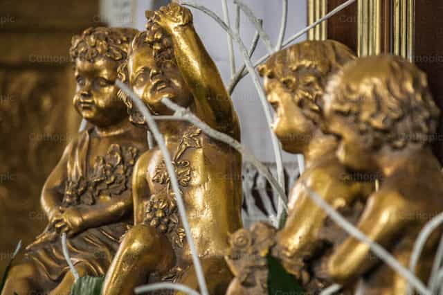 Ornamento di cherubino - Immagini stock cattoliche - Foto di Carlos Daniel